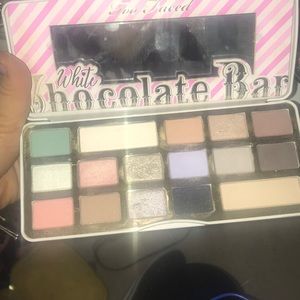 White chocolate pallete by toofaced